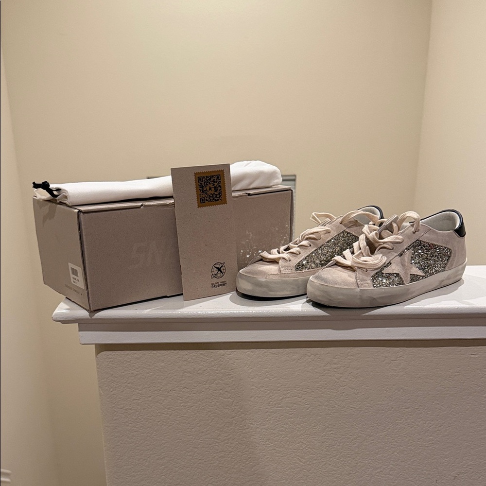 Golden Goose Women’s Distressed Super-Star Double Quarter Sneakers - Picture 3 of 13